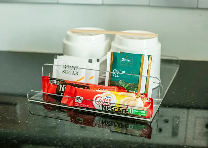 Ibis Budget Singapore Sapphire